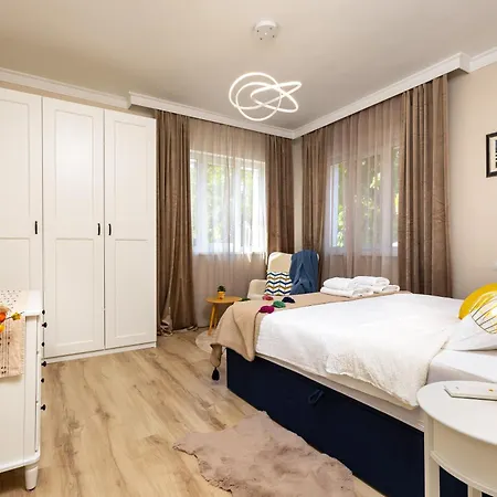 Retreat With Local Charm By Flat Mаnager Διαμέρισμα Φιλιππούπολη